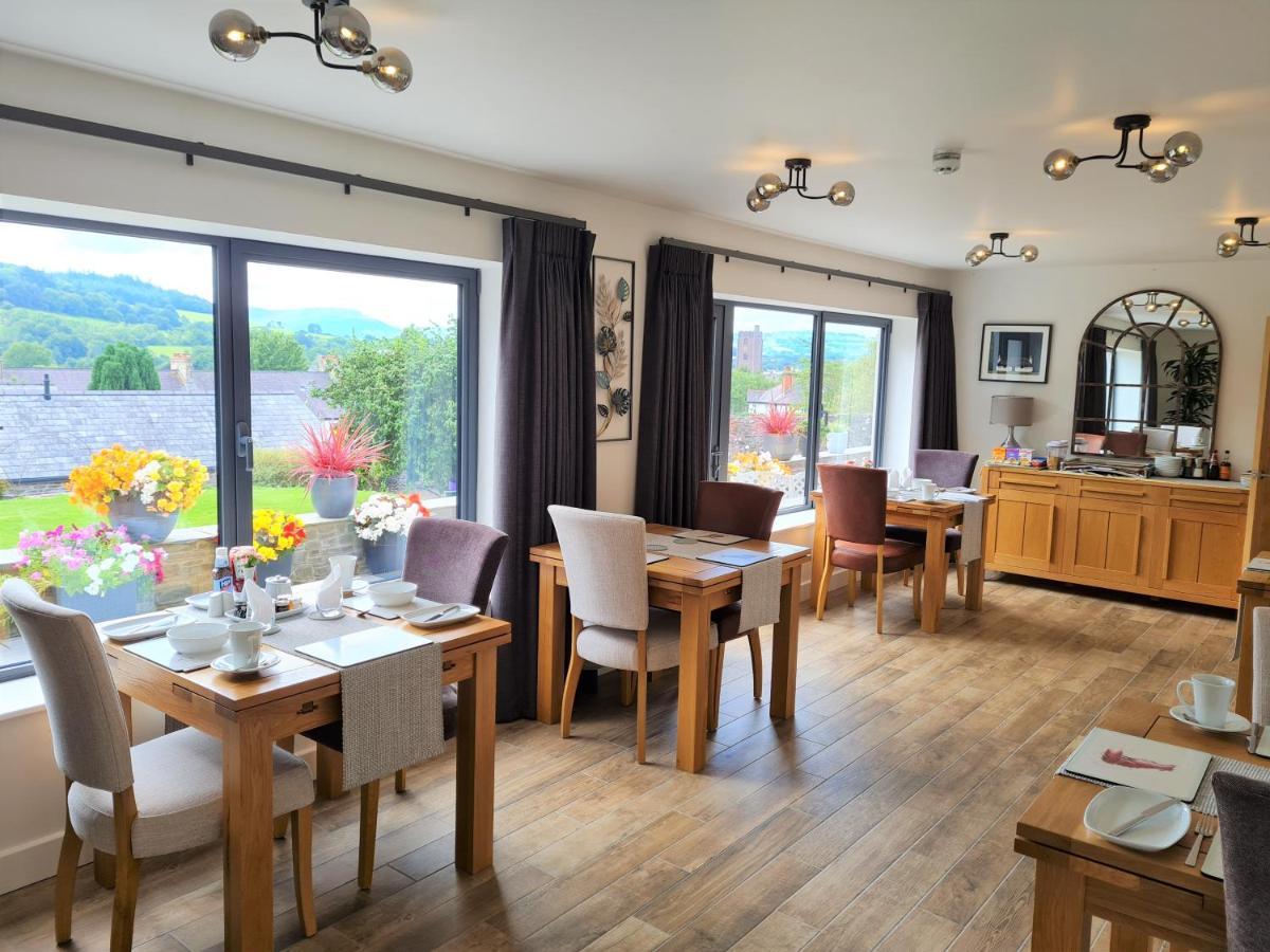 Camden Lodge B&B And Cottage 布雷肯 外观 照片